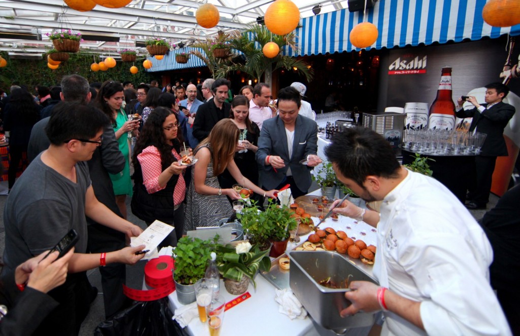 920088_573284356036644_193247882_o